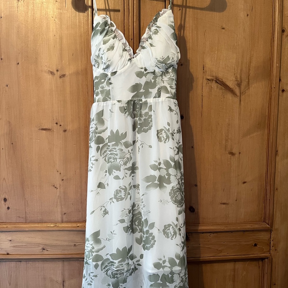 Hello Molly sage green midi dress